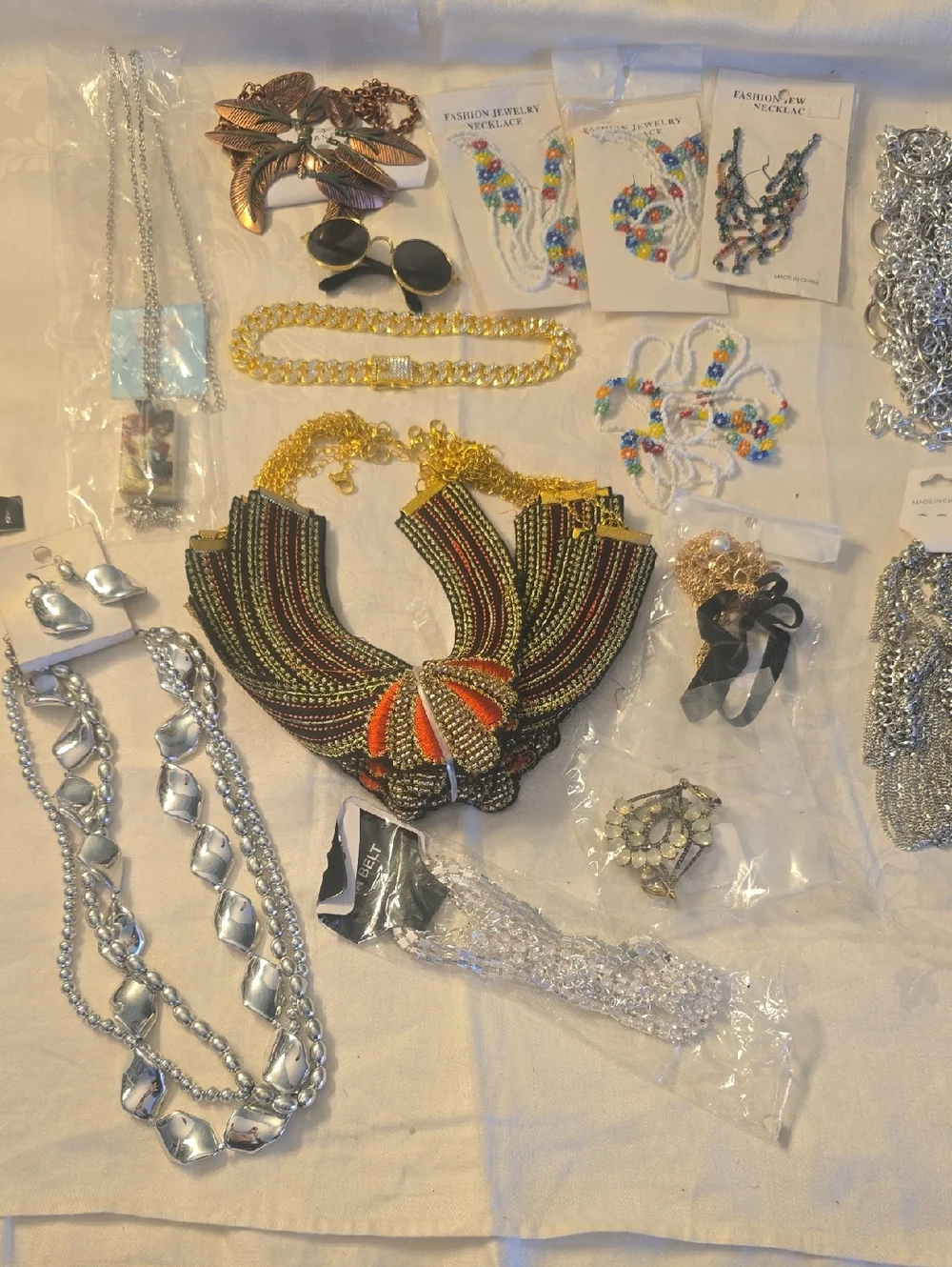 Over 20 Necklace Bundle, Mixed Colors & Designs, Beaded, Chains, Charms New - Picture 2 of 14